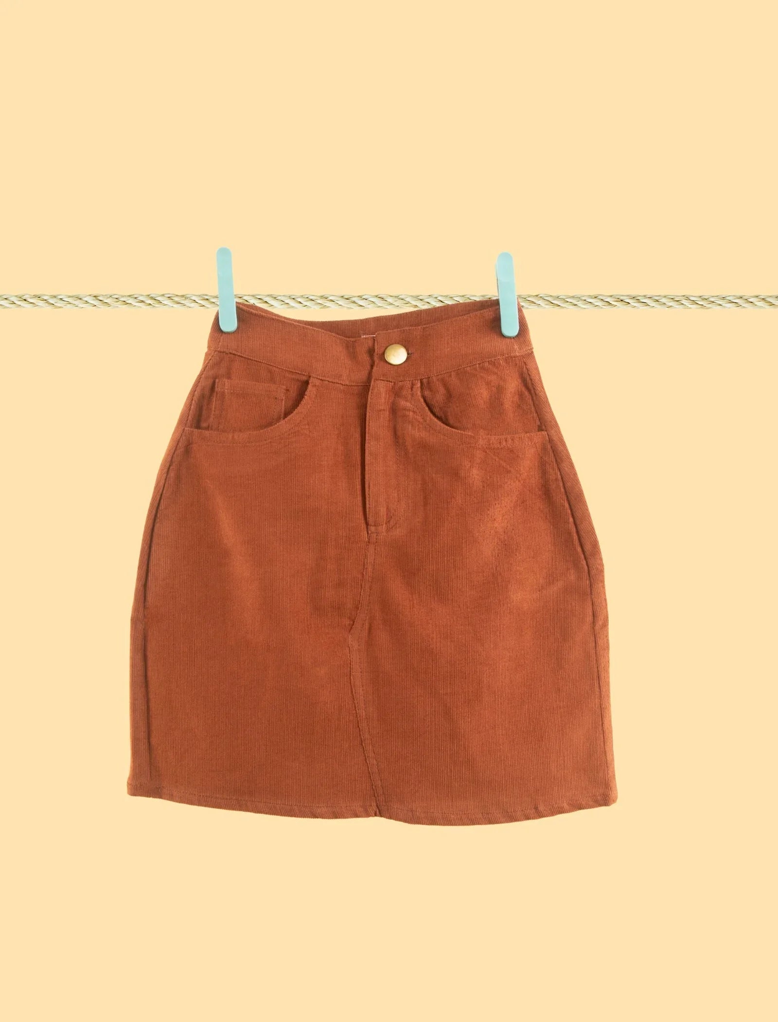 Brown corduroy skirt for girls, front pockets, hanging on rope, kids fashion clothing