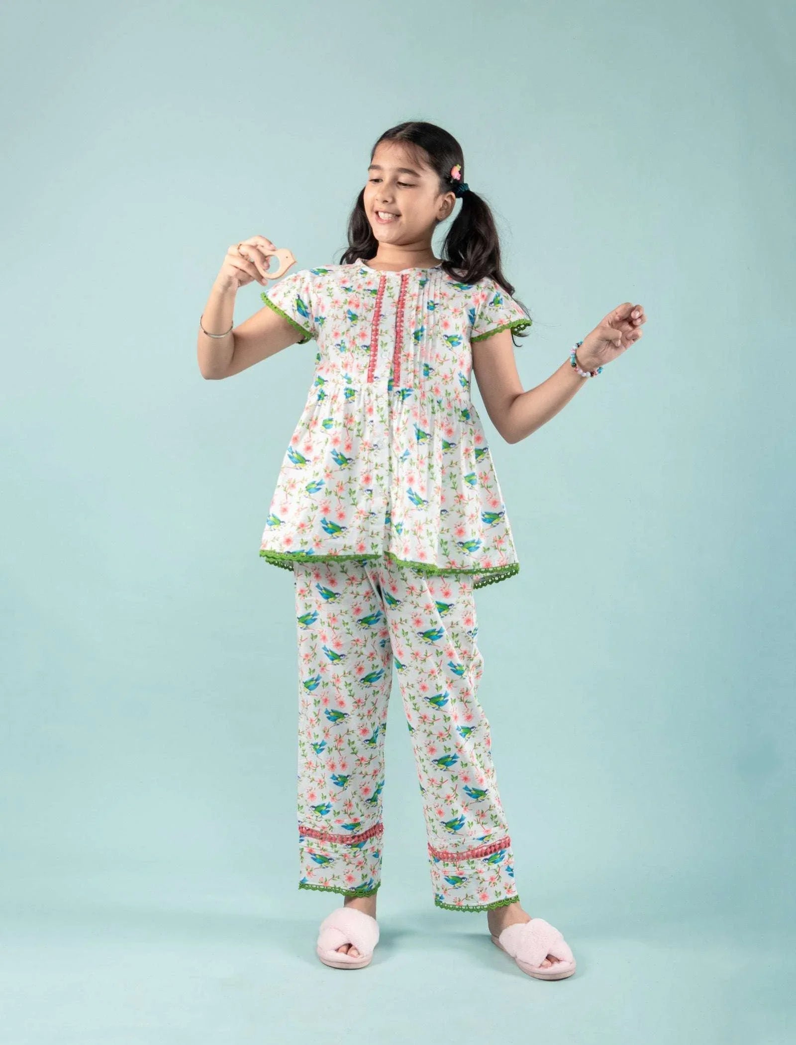 Best Fabric for Kids Clothes in Indian Summer- Tweeny Mini