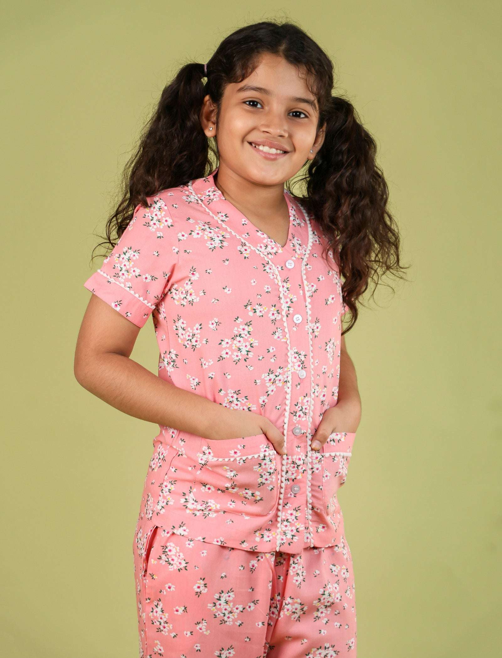 Best Fabric for Kids Clothes in Indian Summer- Tweeny Mini